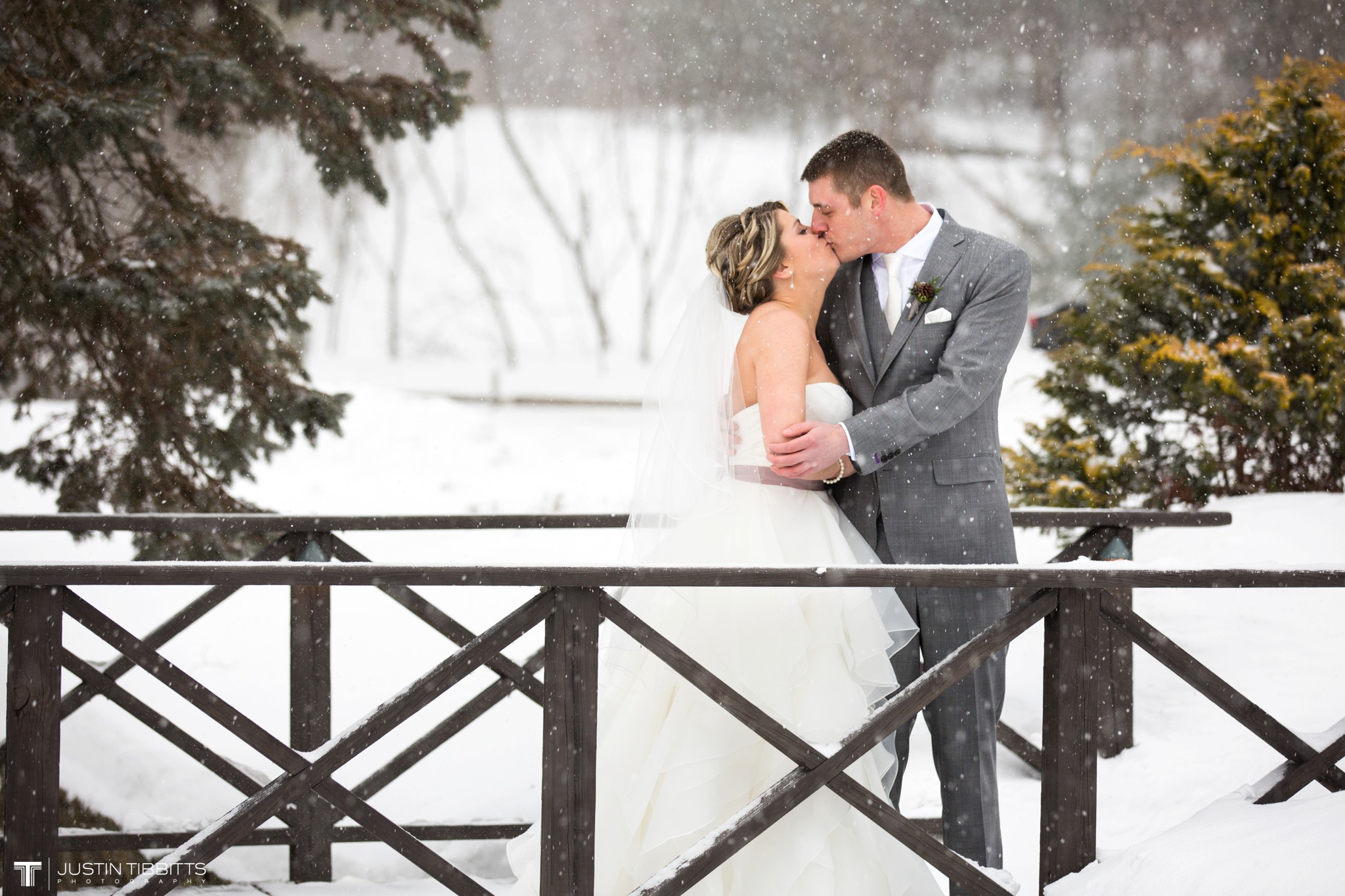 Kulanko Crooked Lake House Wedding-243