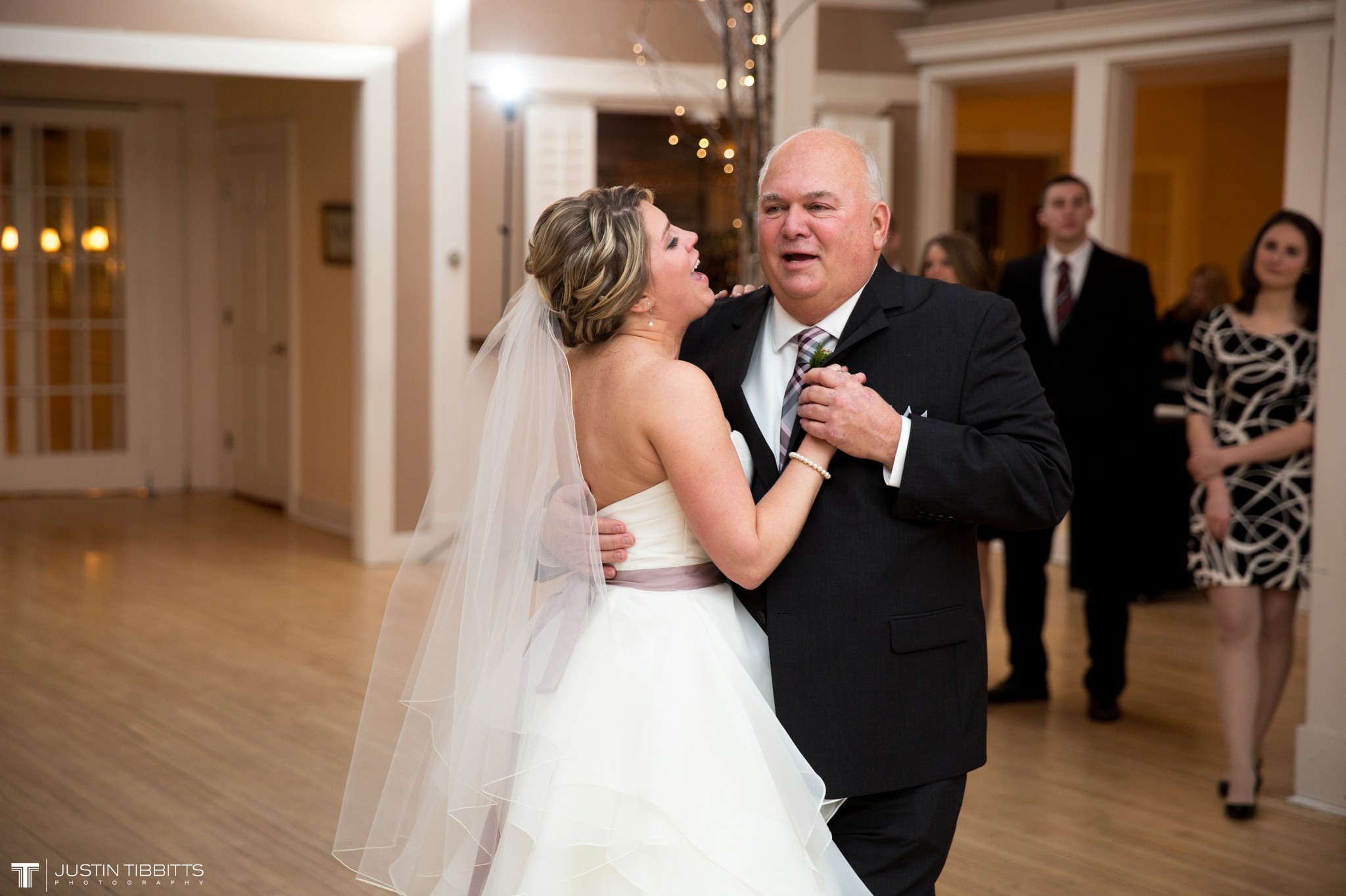 Kulanko Crooked Lake House Wedding-429