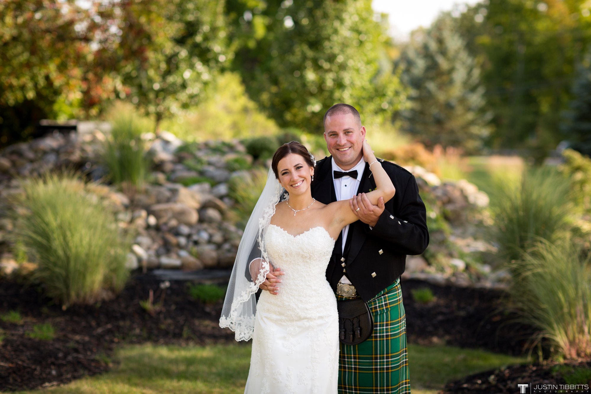 Mr and Mrs Fontaine_0096