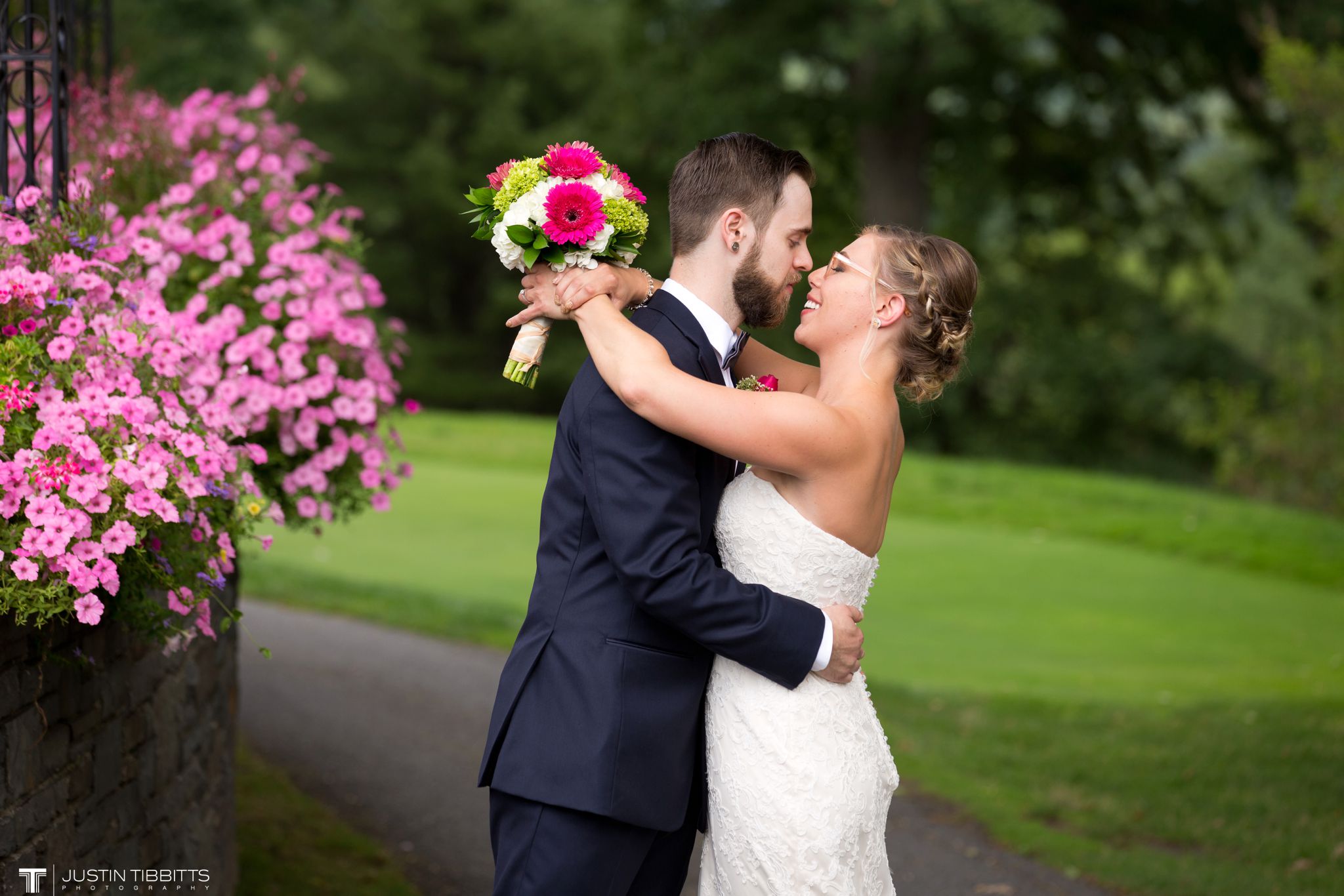 albany-country-club-wedding-photos-with-katherine-and-greg_0027