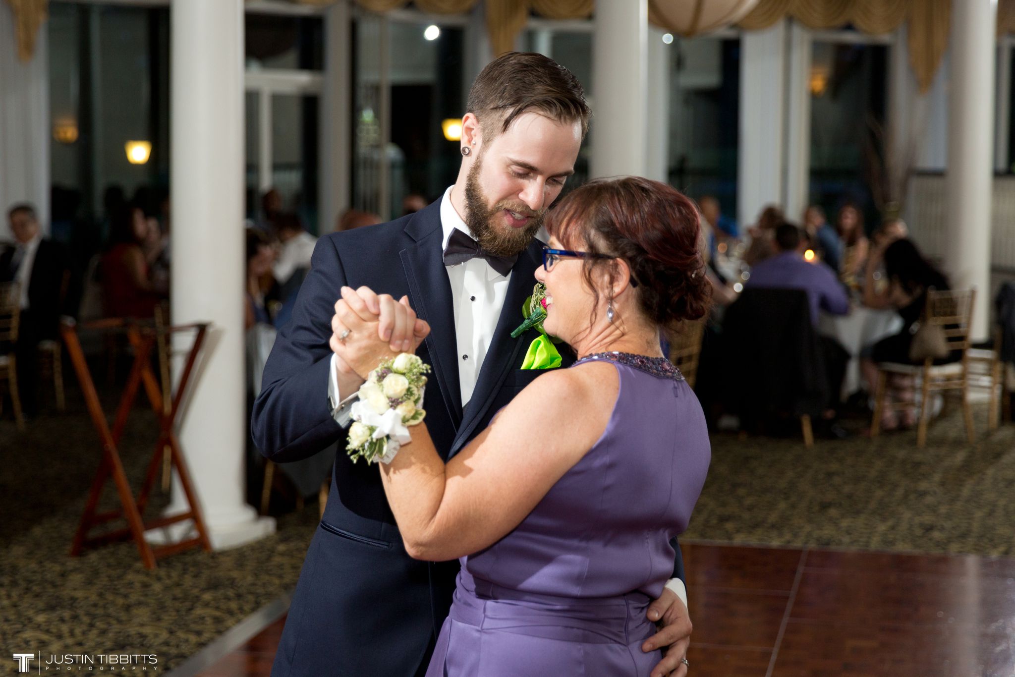 albany-country-club-wedding-photos-with-katherine-and-greg_0100