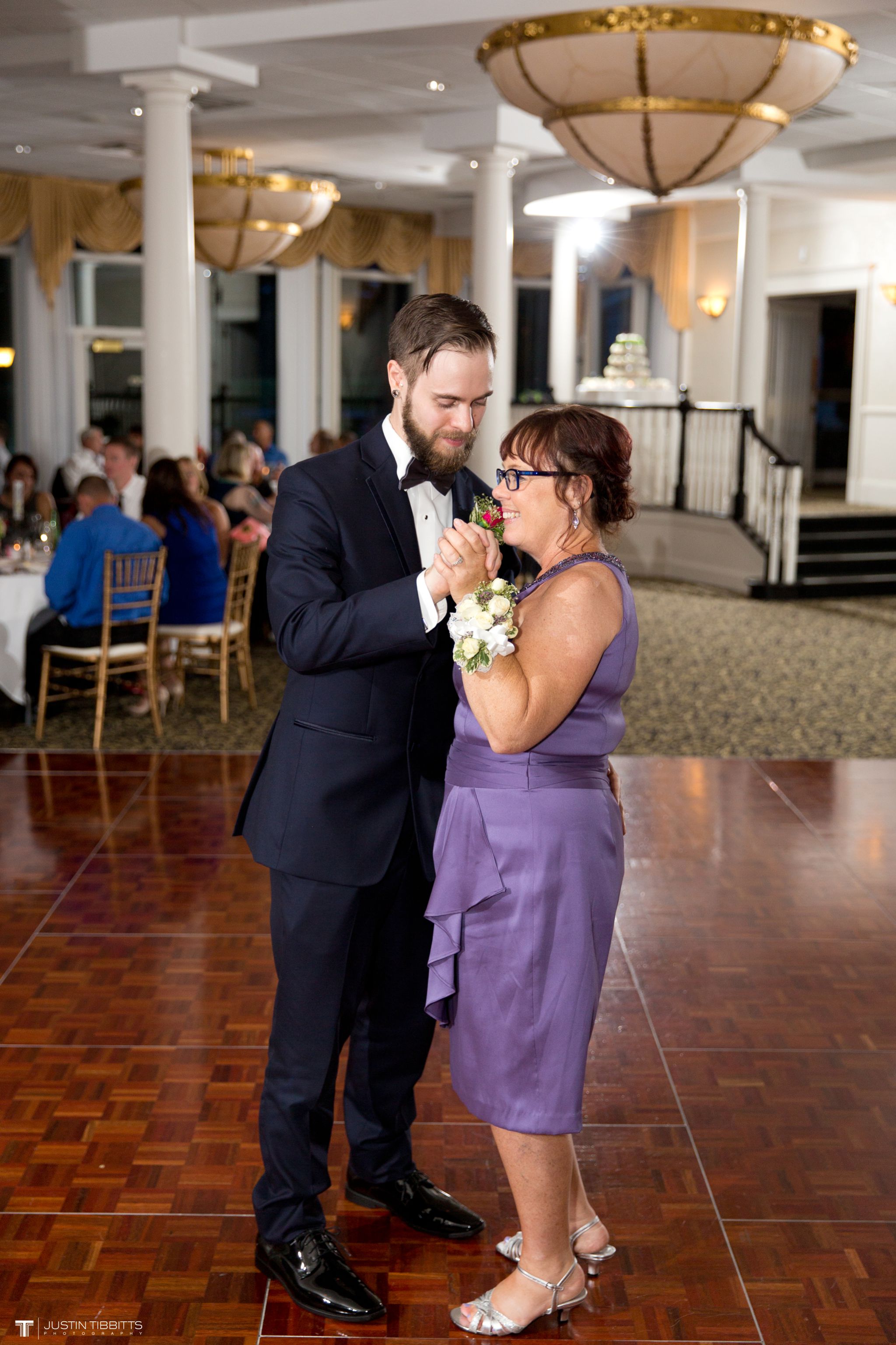 albany-country-club-wedding-photos-with-katherine-and-greg_0101